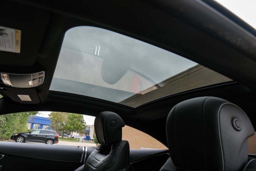 Used 2015 Mercedes-Benz S 550 4MATIC Coupe image 4