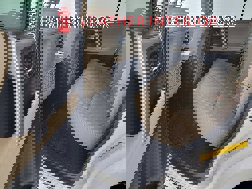 Used 2014 Toyota 4Runner Limited image 27