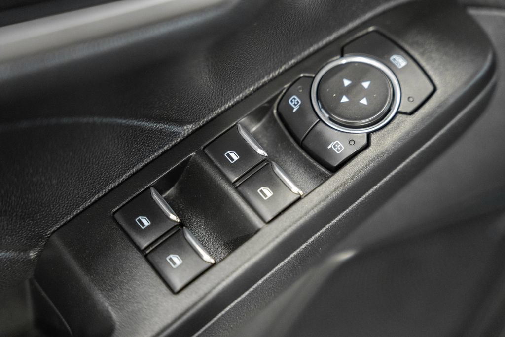 Used 2022 Ford Escape SE AWD/4WD image 32