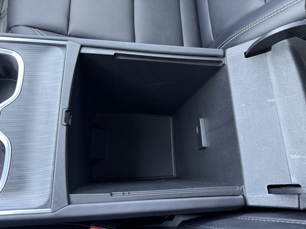 Used 2024 GMC Acadia Elevation image 47