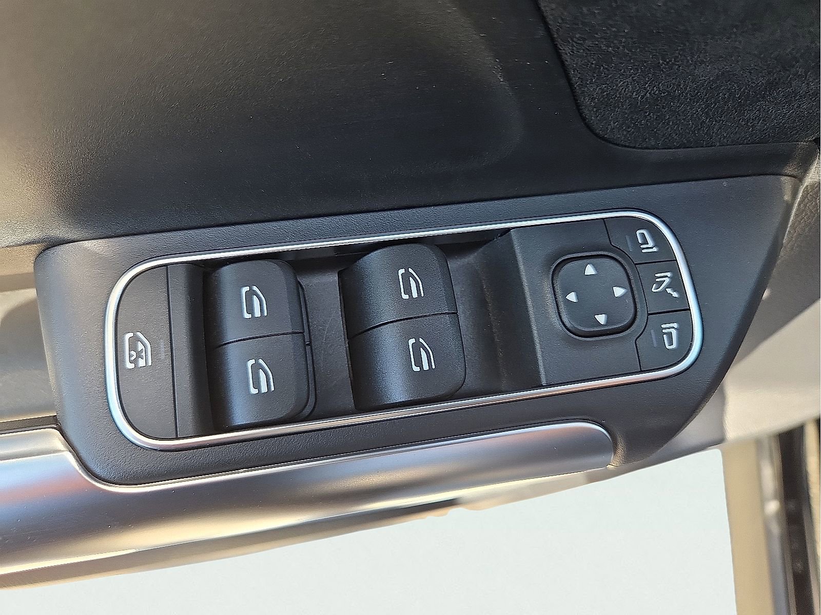 Used 2023 Mercedes-Benz GLA 250 4MATIC image 15