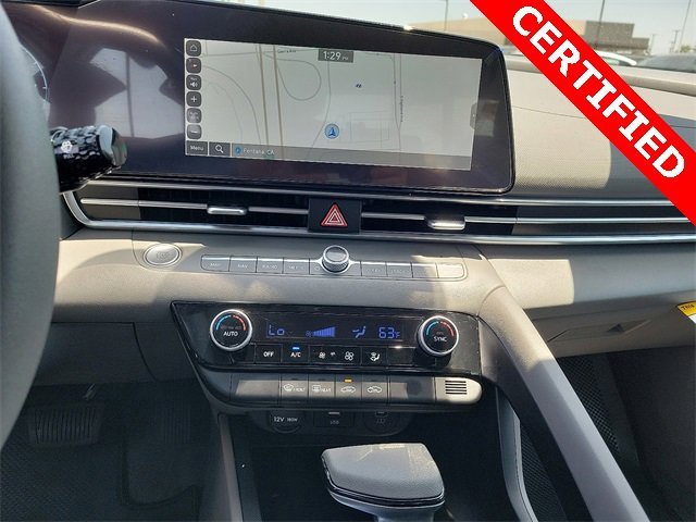 Used 2024 Hyundai Elantra SEL image 11