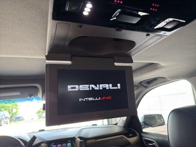 Used 2019 GMC Yukon Denali w/ Denali Ultimate Package AWD/4WD image 14