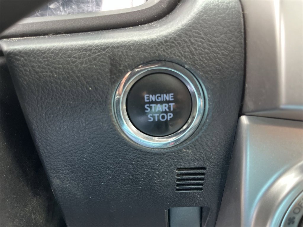 Used 2020 Toyota 4Runner SR5 Premium image 17