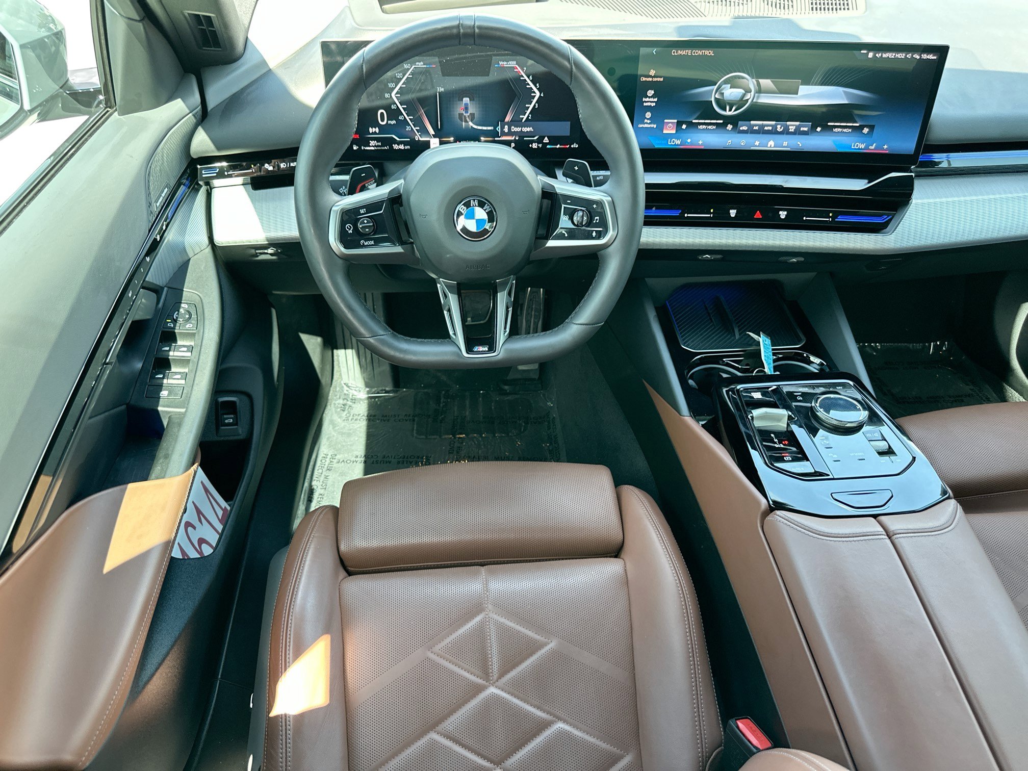 Used 2025 BMW 530i w/ M Sport Package RWD image 23