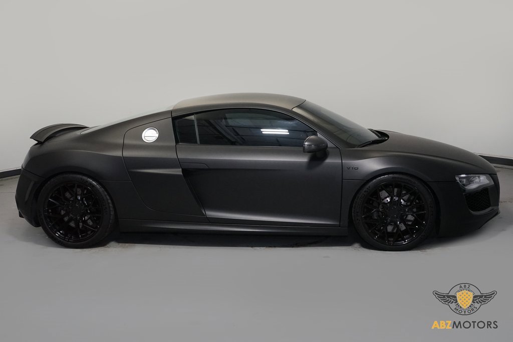 Used 2011 Audi R8 V10 image 4