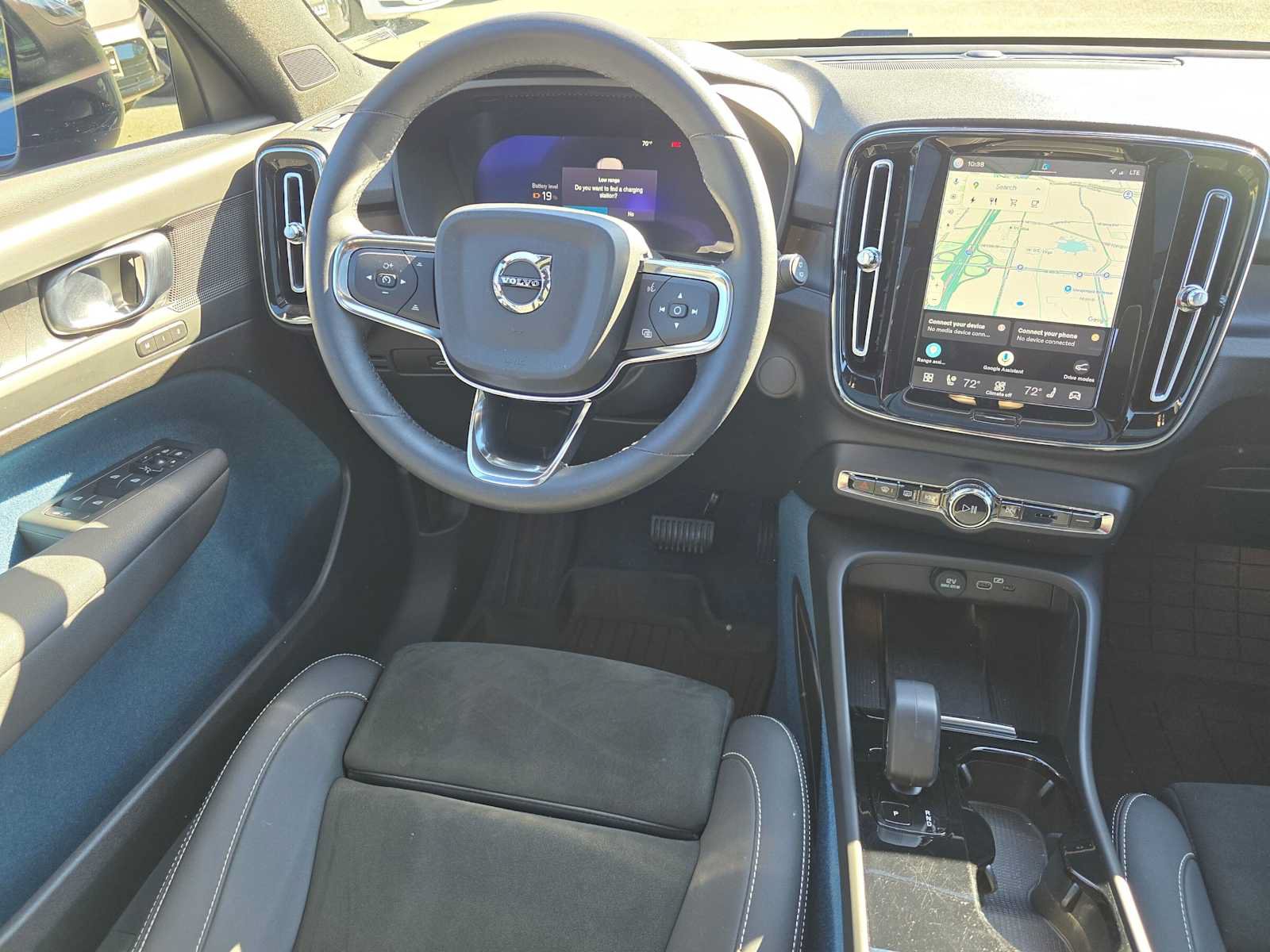 Certified 2023 Volvo XC40 Recharge Plus w/ Protection Package Premier AWD/4WD image 18