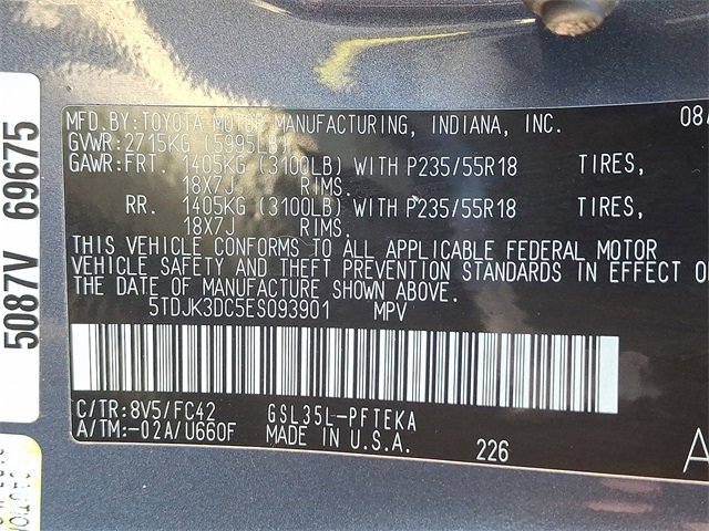 Used 2014 Toyota Sienna LE image 27