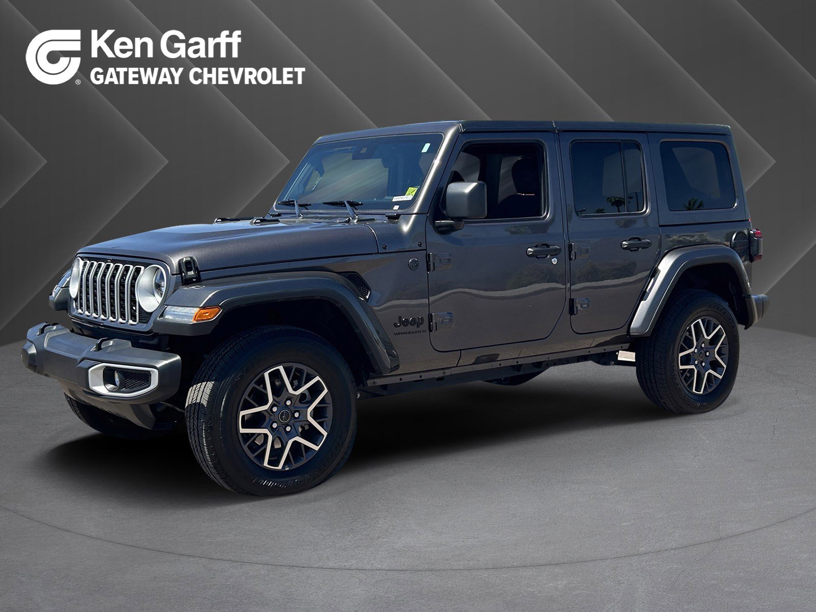 Used 2025 Jeep Wrangler Unlimited Sahara AWD/4WD image 1