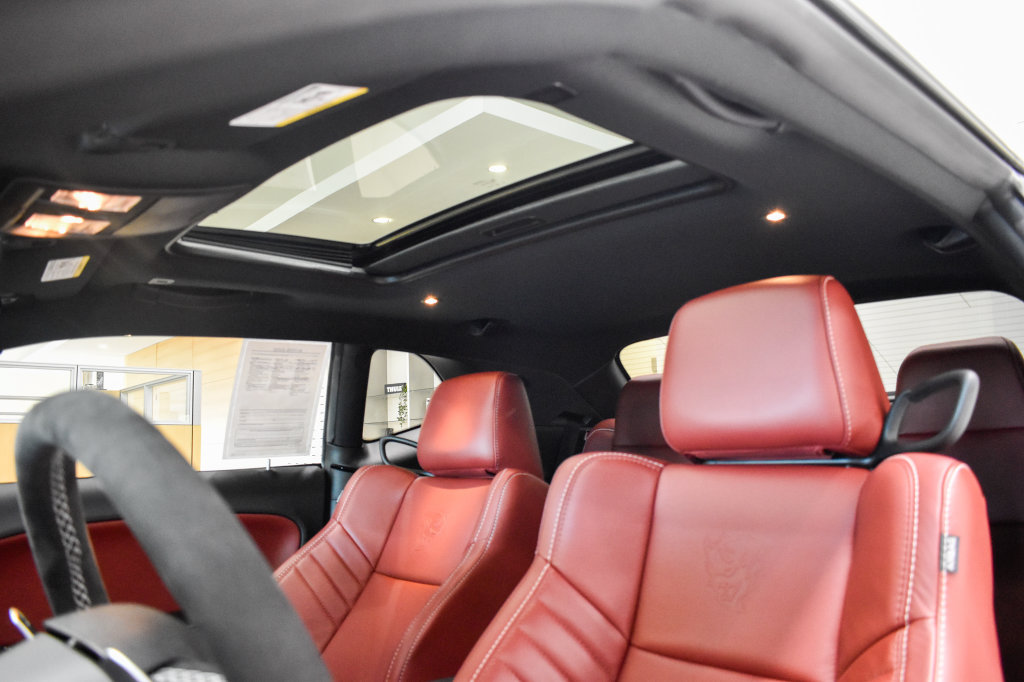 Used 2018 Dodge Challenger SRT Demon RWD image 2