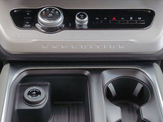 New 2026 Ford Expedition Max Active RWD image 19