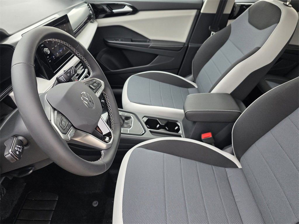 New 2026 Volkswagen Taos S image 9