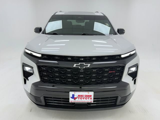 Used 2025 Chevrolet Traverse RS w/ LPO, Floor Liner Package FWD image 3