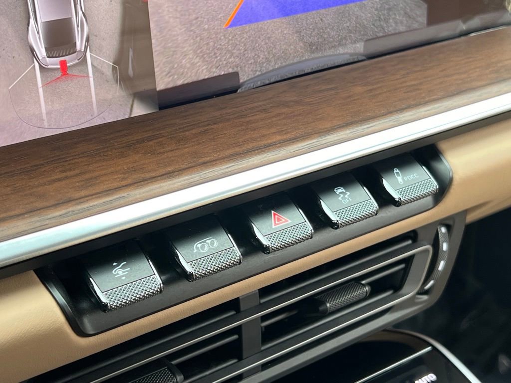 Used 2022 Porsche 911 Turbo S image 26