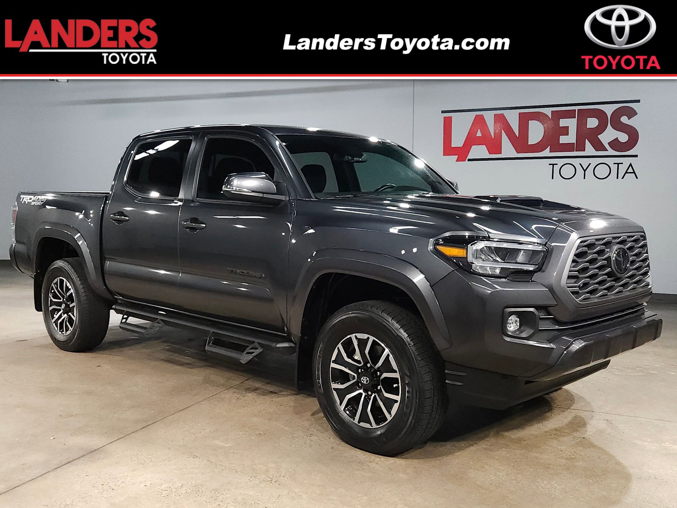 Used 2022 Toyota Tacoma TRD Sport image 1