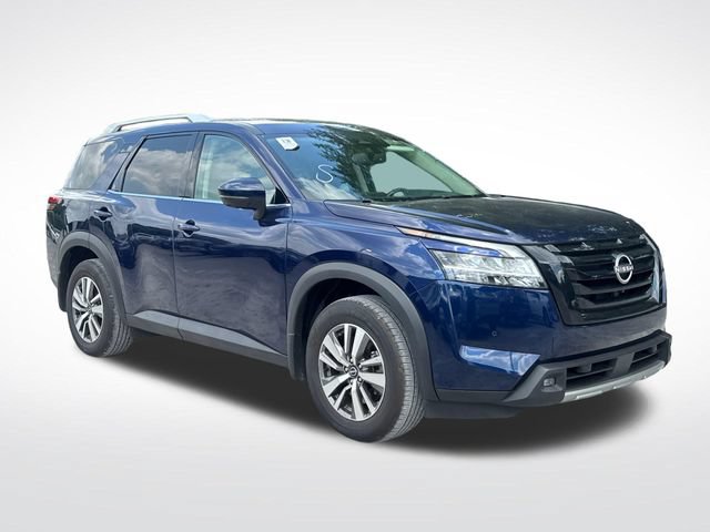 Used 2022 Nissan Pathfinder SL w/ Lighting Package (N92) AWD/4WD image 9