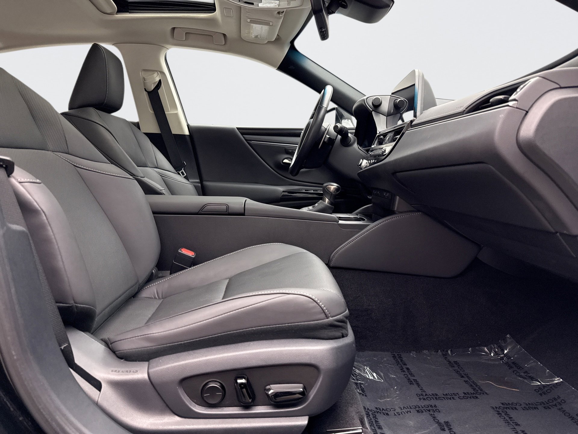 Used 2023 Lexus ES 350 w/ Premium Package image 18