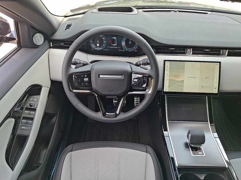 New 2026 Land Rover Range Rover Evoque Hoxton AWD/4WD image 7