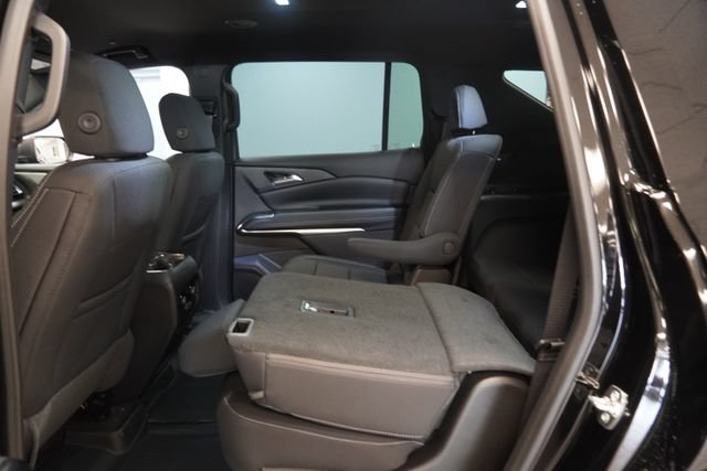 New 2026 Chevrolet Traverse LT w/ Midnight/Sport Edition AWD/4WD image 28