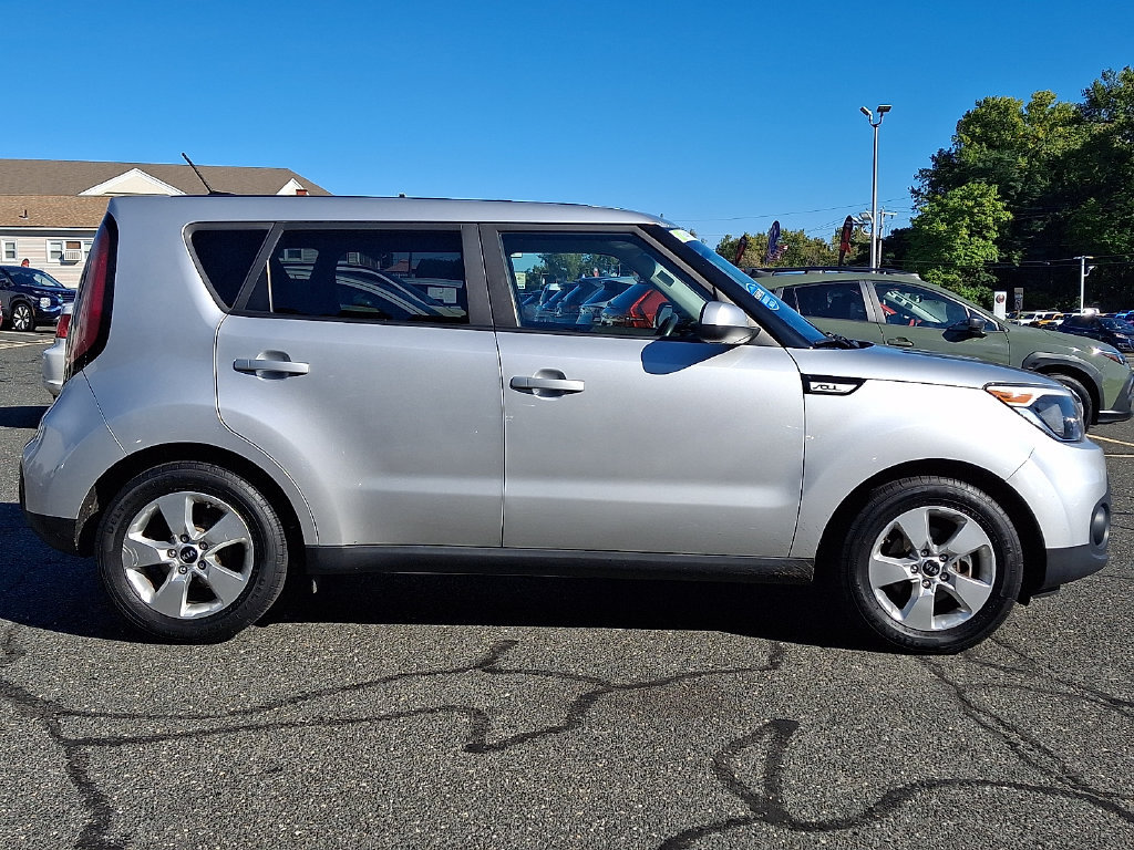 Used 2017 Kia Soul w/ Convenience Package FWD image 7