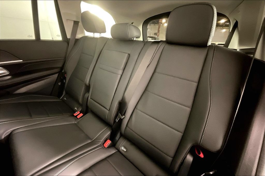 New 2026 Mercedes-Benz GLS 450 4MATIC image 10