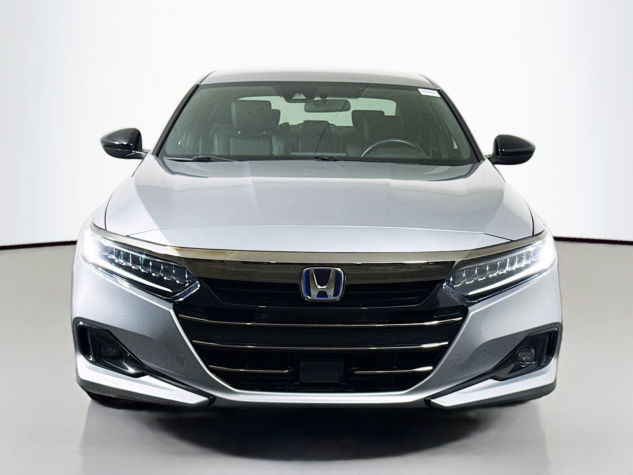 Used 2022 Honda Accord Sport image 2