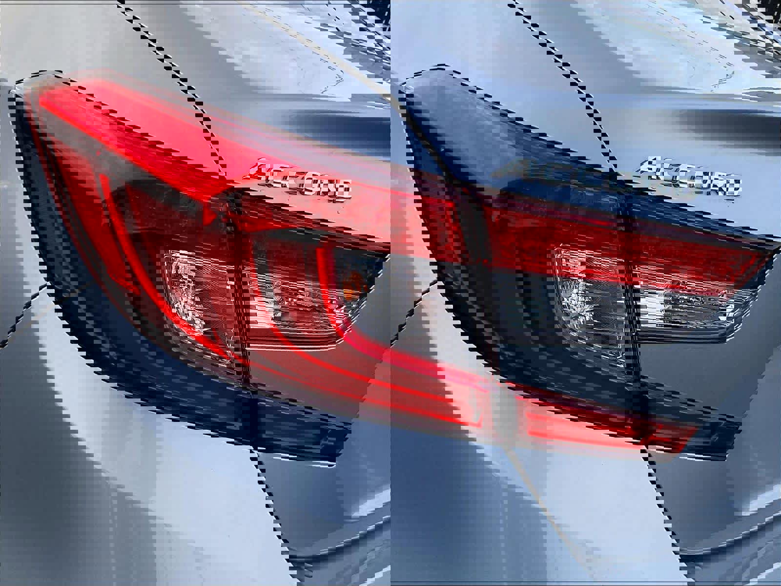 Used 2018 Honda Accord EX-L image 31