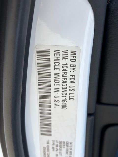 Used 2022 Jeep Grand Cherokee Laredo X image 38