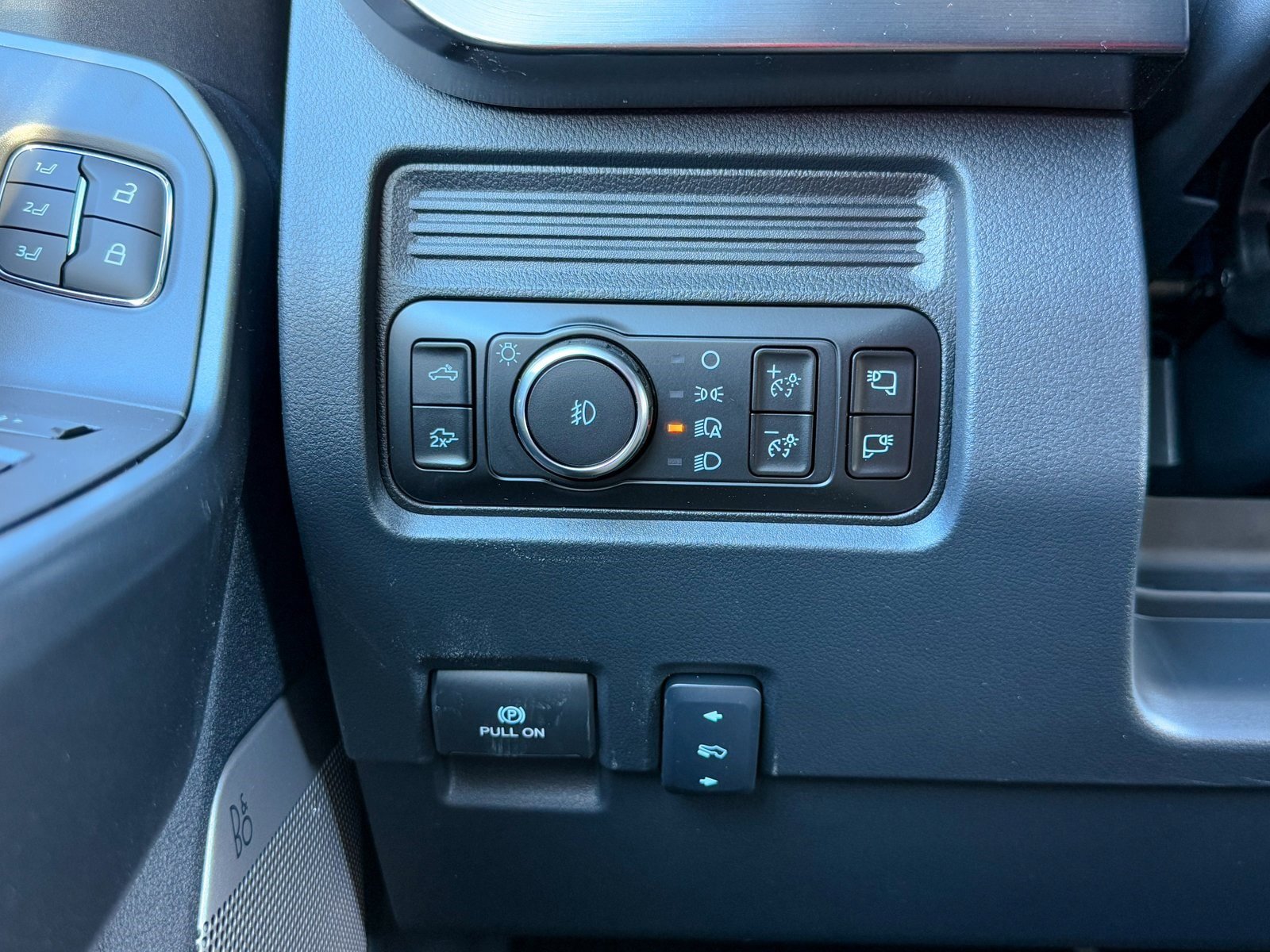 New 2026 Ford F350 Lariat w/ Lariat Ultimate Package image 55
