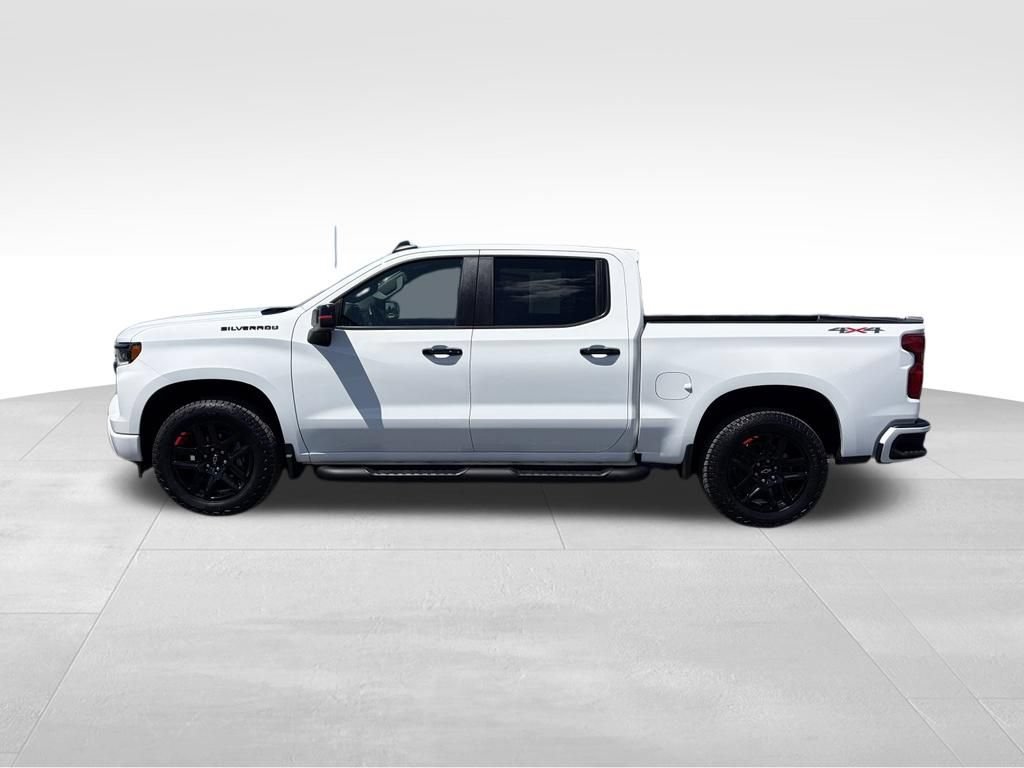 Used 2024 Chevrolet Silverado 1500 RST w/ Redline Edition AWD/4WD image 13