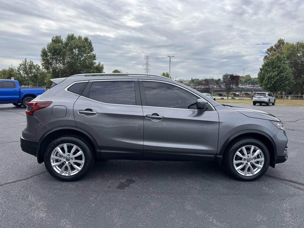 Used 2022 Nissan Rogue Sport SV image 8