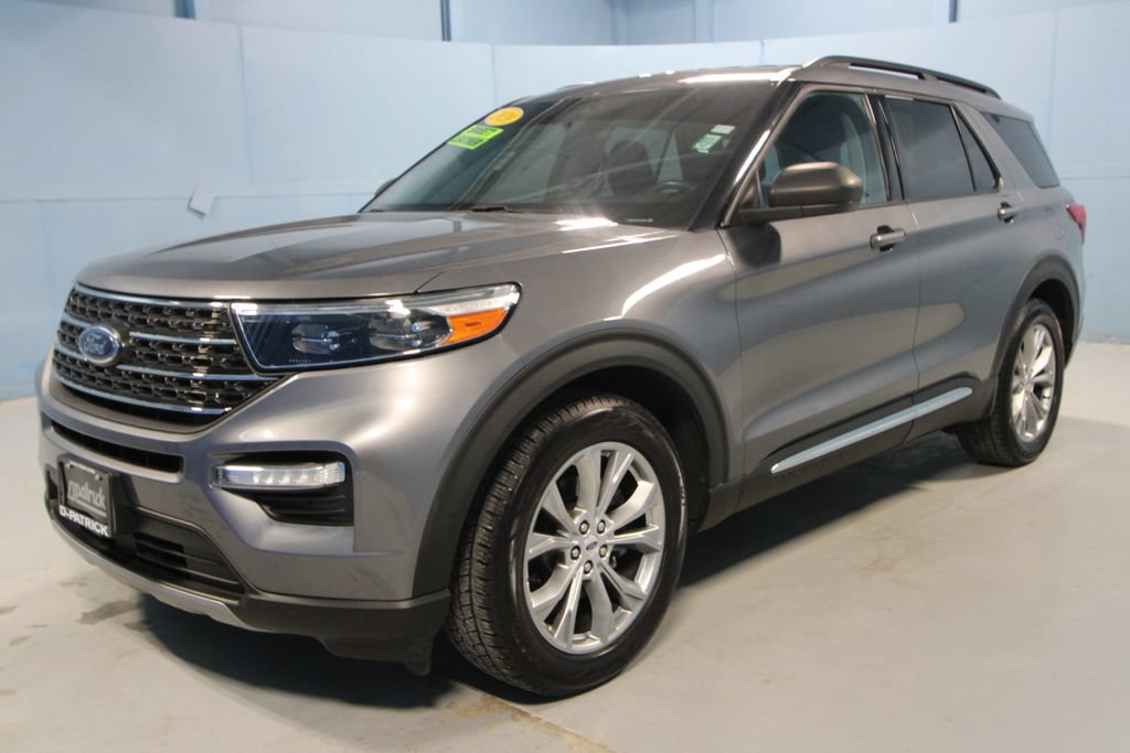 Used 2022 Ford Explorer XLT w/ Equipment Group 202A RWD image 28