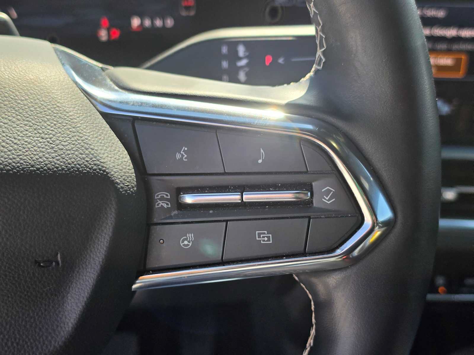 Used 2024 Chevrolet Equinox EV LT w/ Active Safety Package 3 FWD image 29