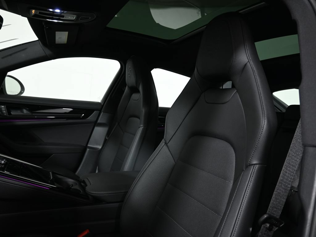 Used 2026 Porsche Panamera 4 AWD/4WD image 15