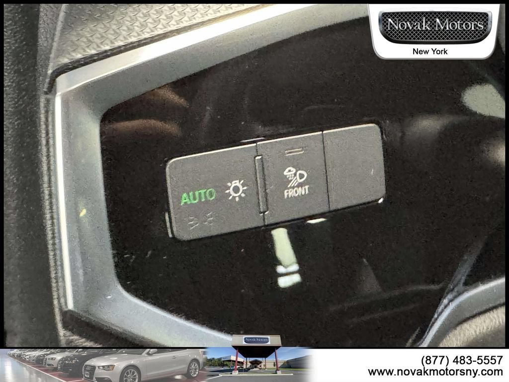 Used 2022 Audi Q3 2.0T Premium Plus AWD/4WD image 13