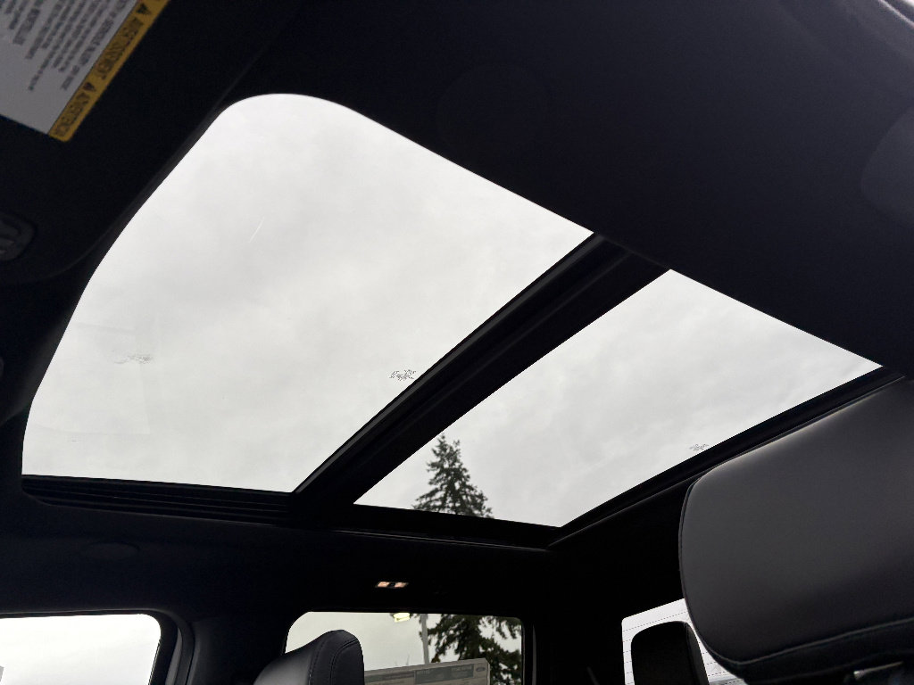 New 2026 Ford F450 Platinum w/ FX4 Off-Road Package image 38