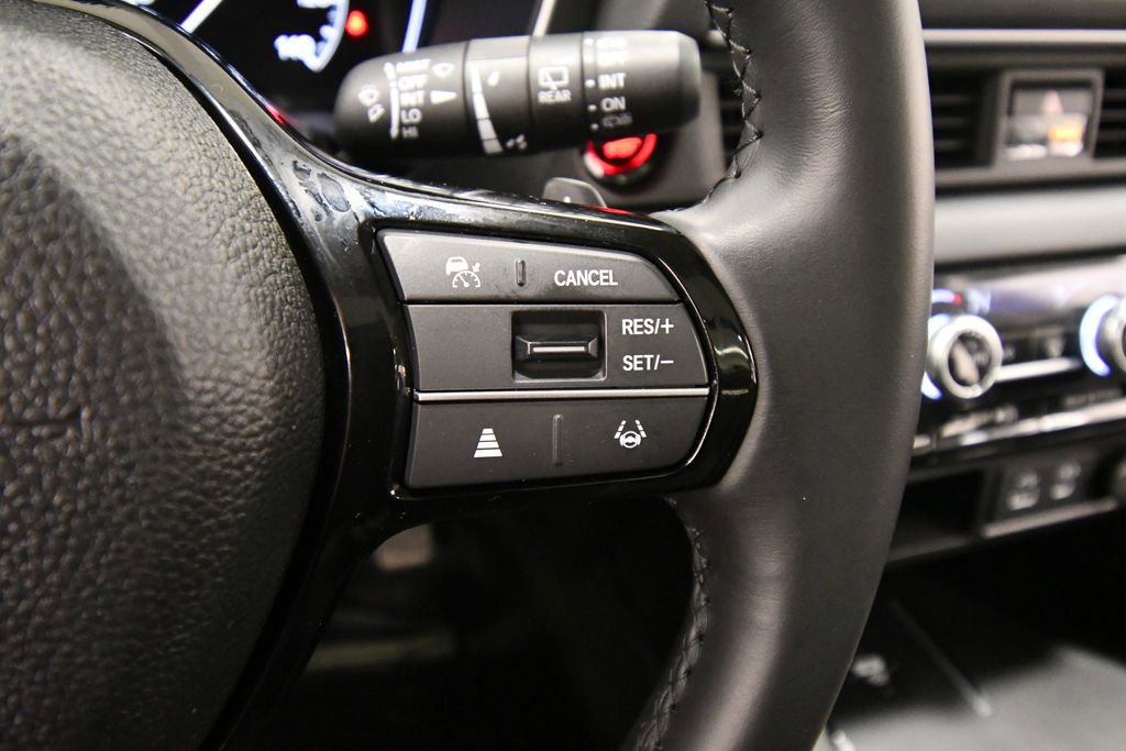 Used 2025 Honda Pilot Touring image 22