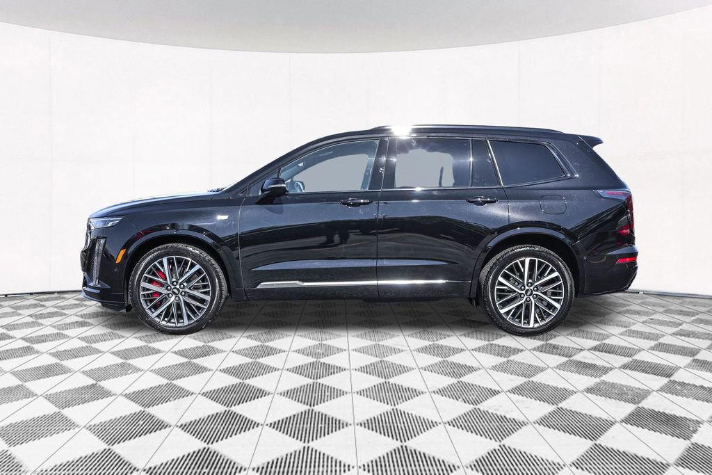 Used 2023 Cadillac XT6 Sport w/ Technology Package AWD/4WD image 17