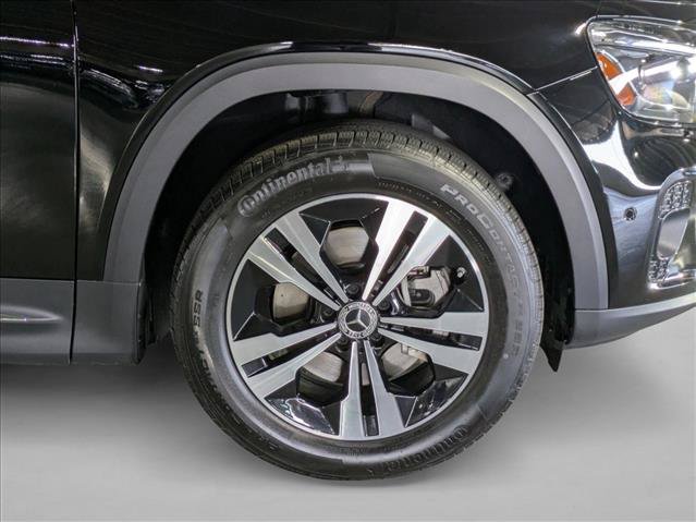 Certified 2025 Mercedes-Benz GLB 250 image 24