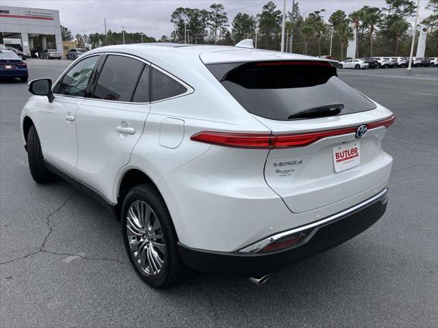 Certified 2024 Toyota Venza Limited image 3