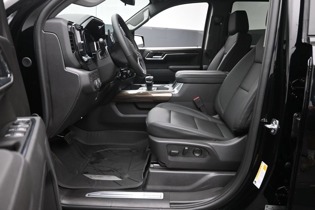 New 2026 Chevrolet Silverado 1500 LT w/ All Star Edition Plus AWD/4WD image 16