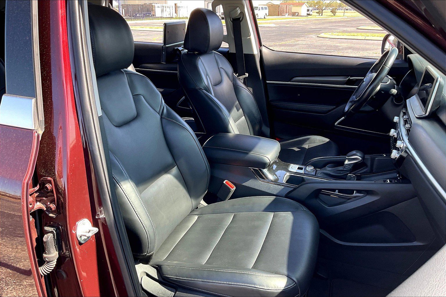 Used 2022 Kia Telluride S image 8