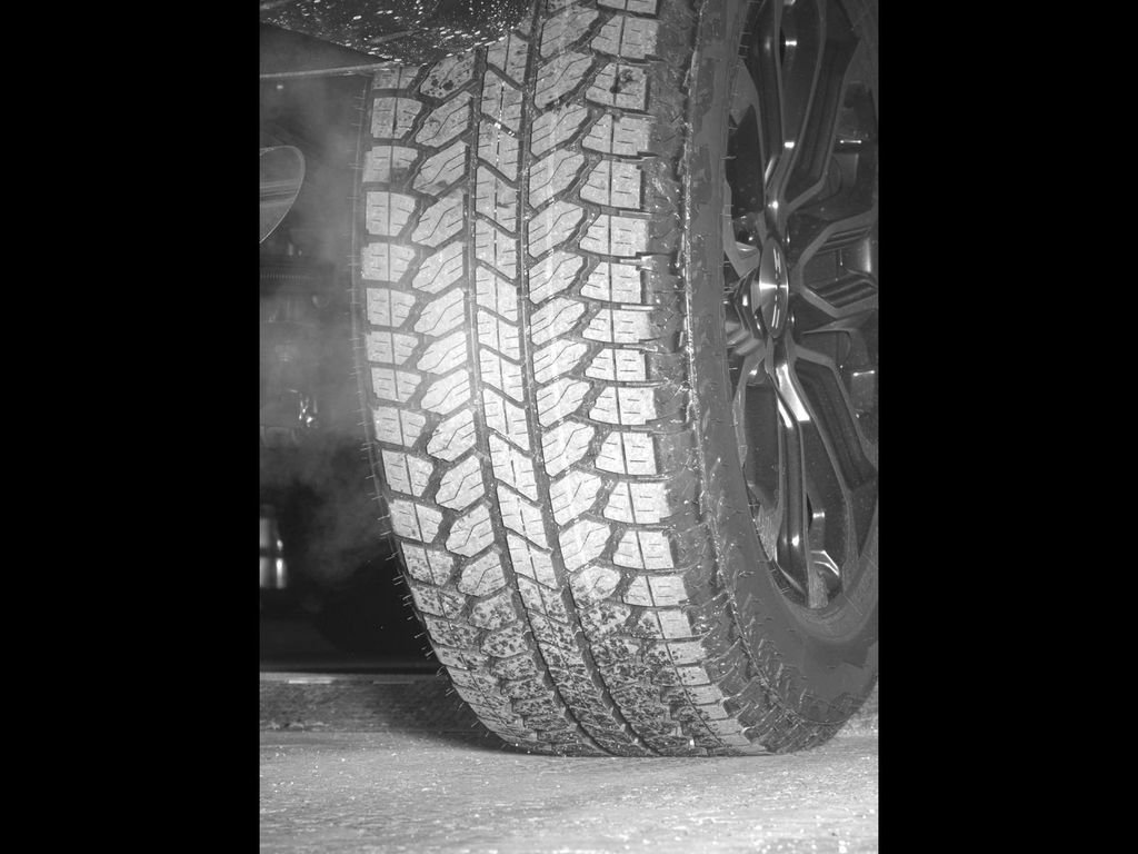 New 2026 GMC Canyon Denali image 18