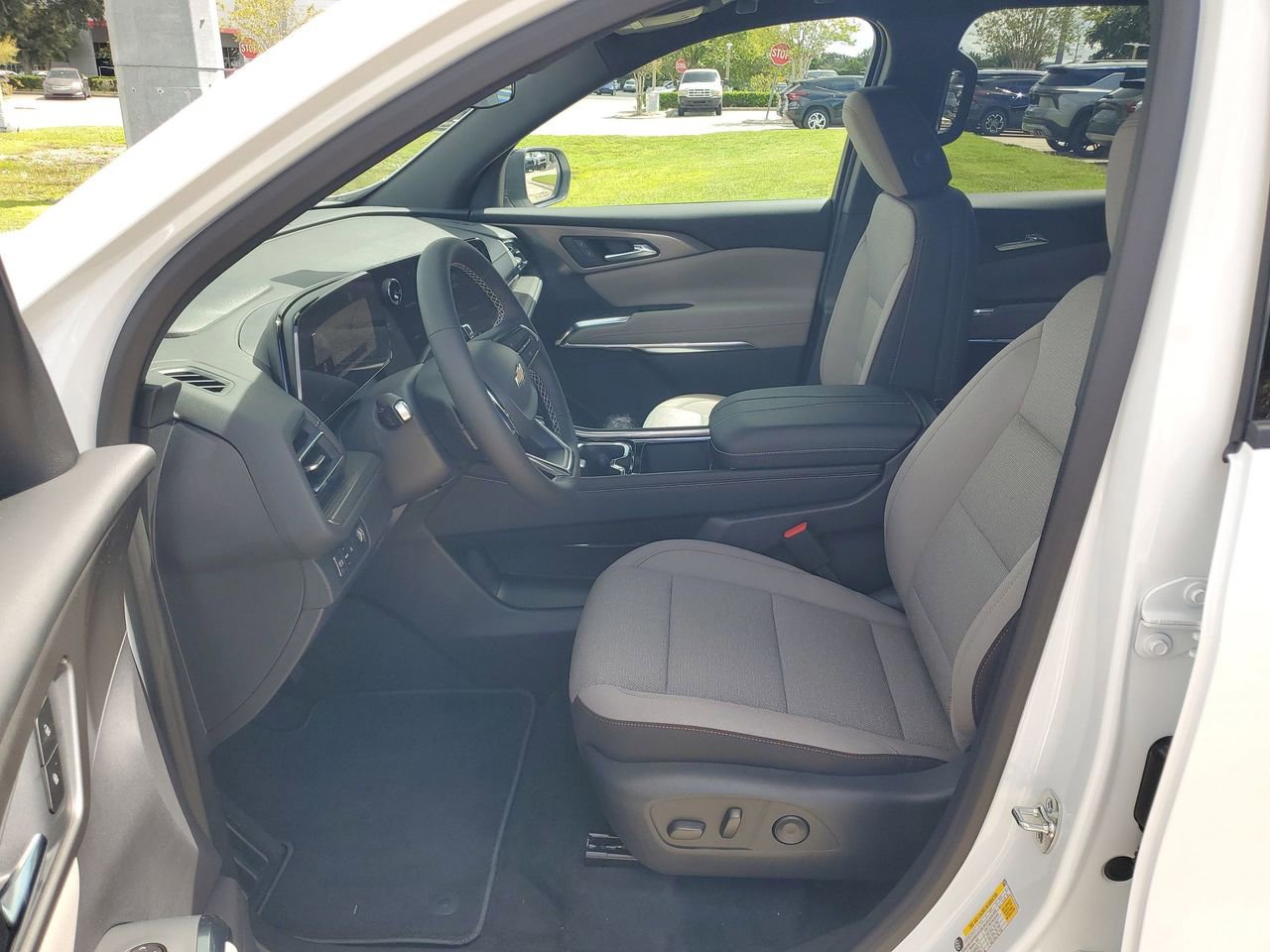 New 2026 Chevrolet Traverse LT image 19