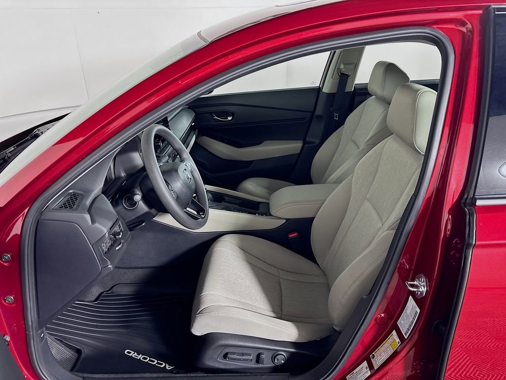 New 2025 Honda Accord SE image 12