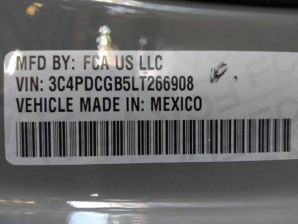 Used 2020 Dodge Journey Crossroad FWD image 33