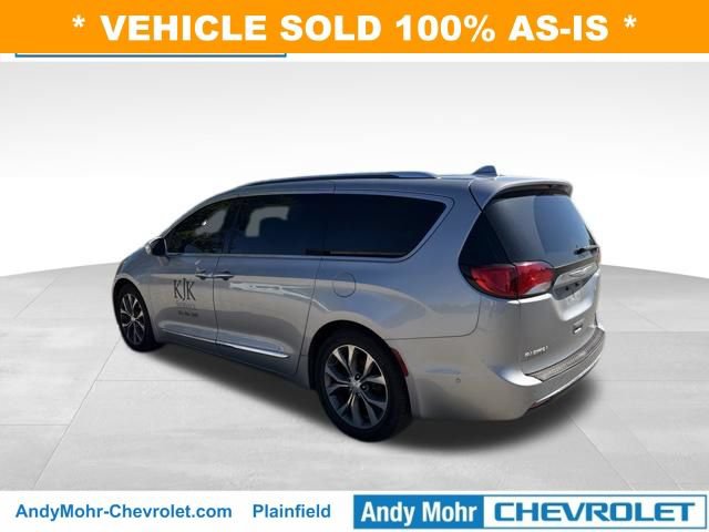 Used 2017 Chrysler Pacifica Limited w/ UConnect Theater Package FWD image 3