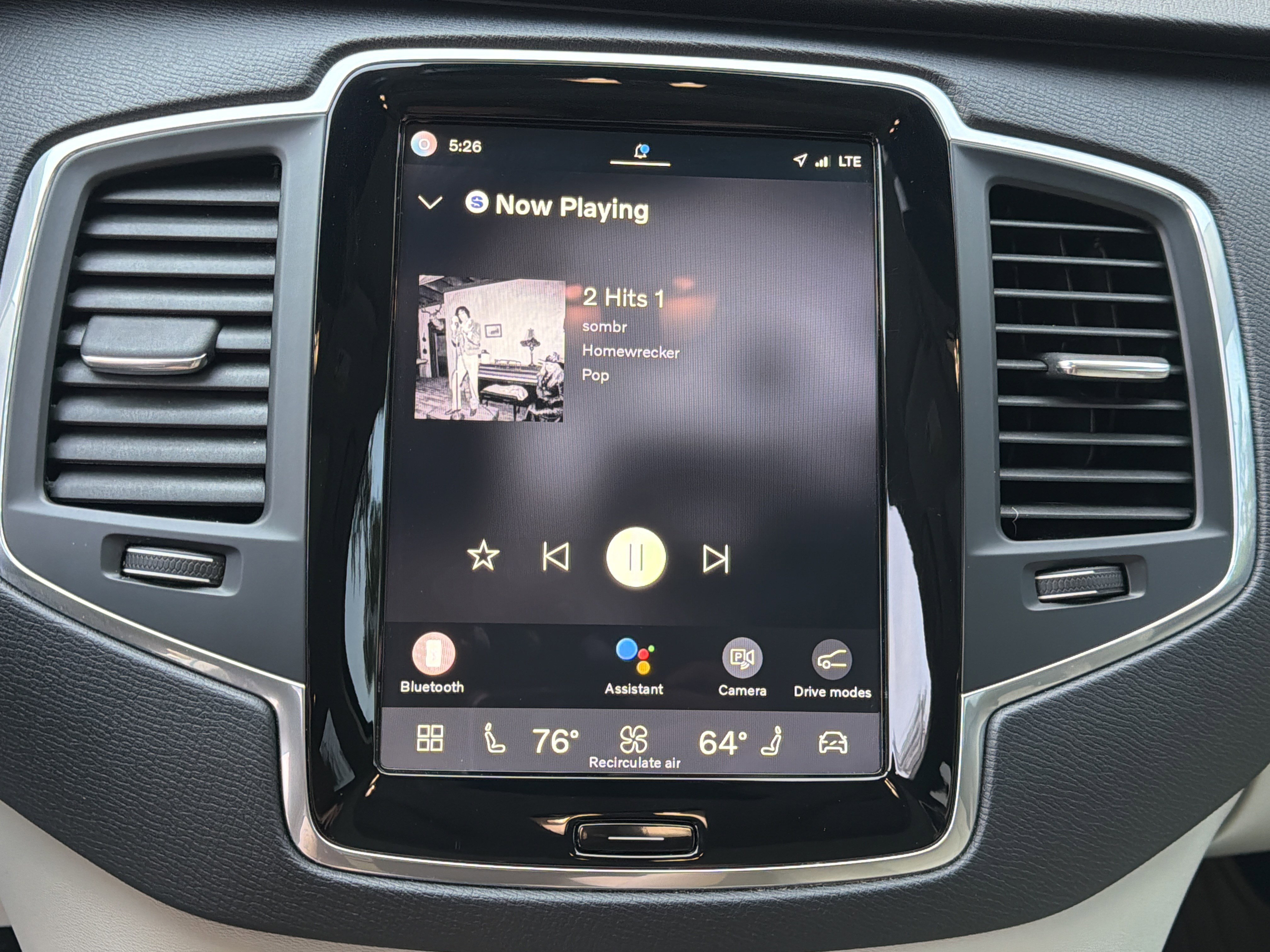 Certified 2023 Volvo XC90 B6 Core w/ Protection Package Premier image 23