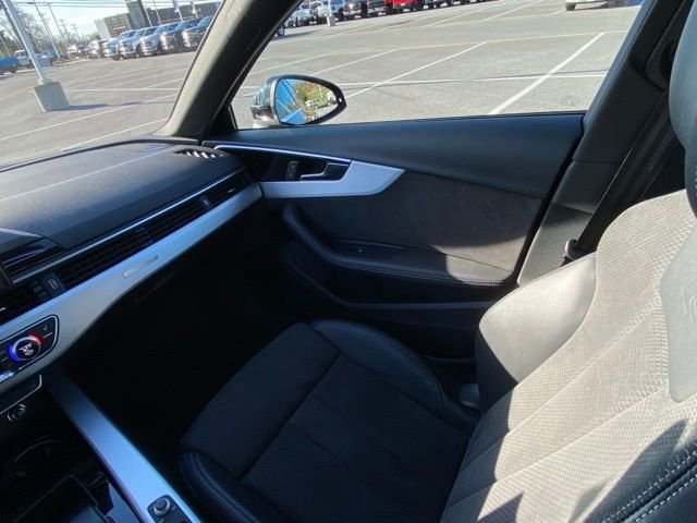 Used 2020 Audi A4 2.0T Premium Plus w/ Premium Plus Package image 26