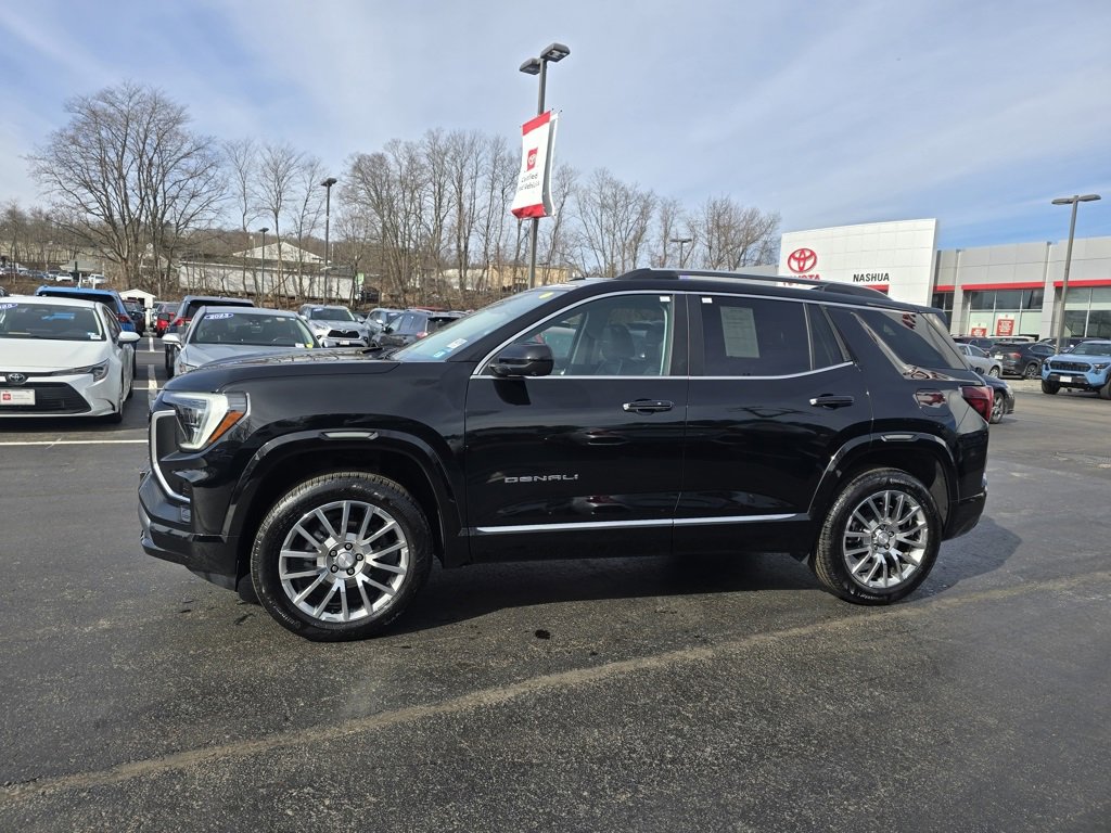Used 2026 GMC Terrain Denali image 3